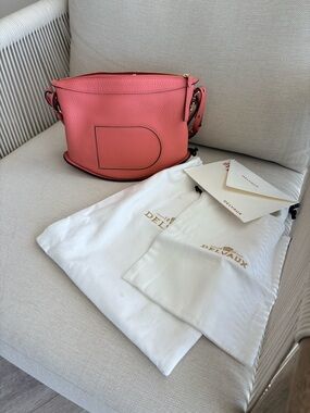 Delvaux Pink Leather Crossbody Bag Pin Swing
